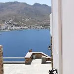 Niovi Serifos リバディオン