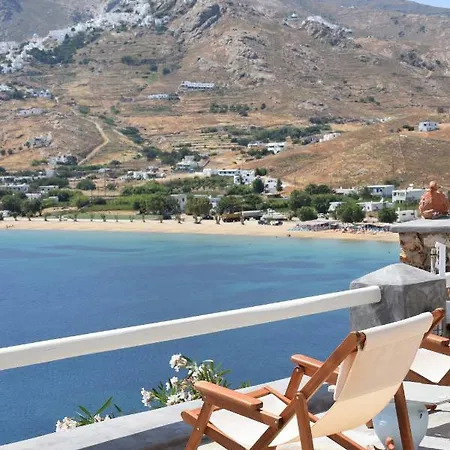 Niovi Serifos