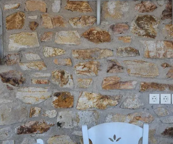 Bed & Breakfast Niovi Serifos *